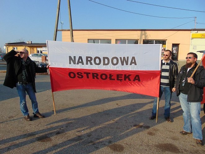 „Narodowcy” z Ostrołęki wspierają protestujących rolników [05.11.2014] - zdjęcie #6 - eOstroleka.pl