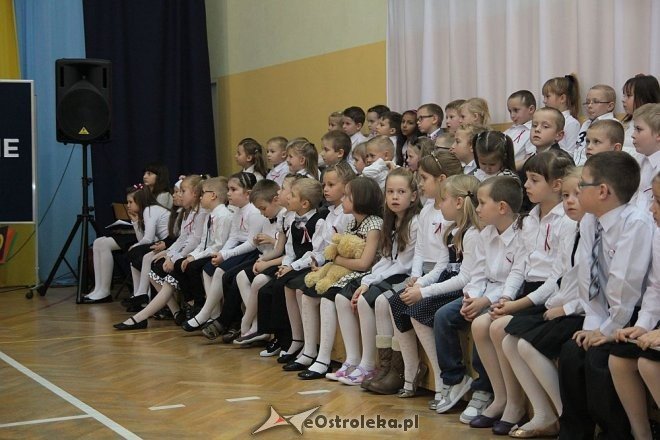 Pasowanie na pierwszaka w SP nr 6 [06.11.2014] - zdjęcie #54 - eOstroleka.pl