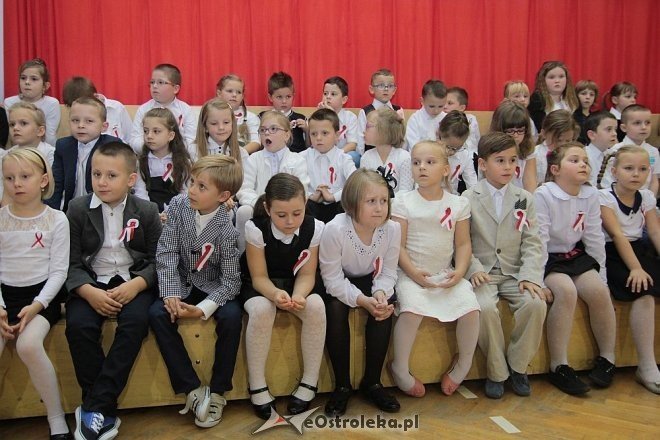 Pasowanie na pierwszaka w SP nr 6 [06.11.2014] - zdjęcie #50 - eOstroleka.pl
