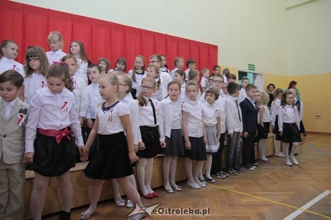 Pasowanie na pierwszaka w SP nr 6 [06.11.2014] - zdjęcie #39 - eOstroleka.pl