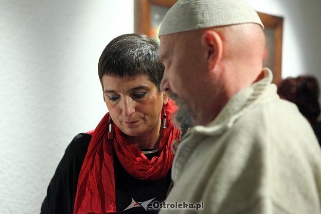 Wernisaż wystawy malarstwa Anny Bereźnickiej Kalkowskiej i Kazimierza Kalkowskiego [06.11.2014] - zdjęcie #9 - eOstroleka.pl