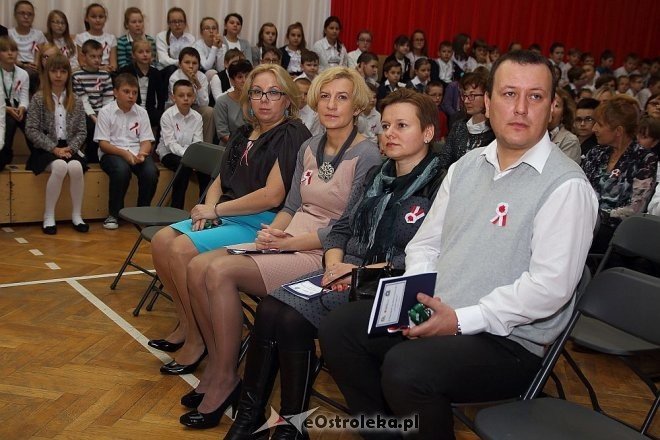 Dzień patrona w Szkole Podstawowej nr 6 im. Orła Białego w Ostrołęce [09.11.2014] - zdjęcie #37 - eOstroleka.pl