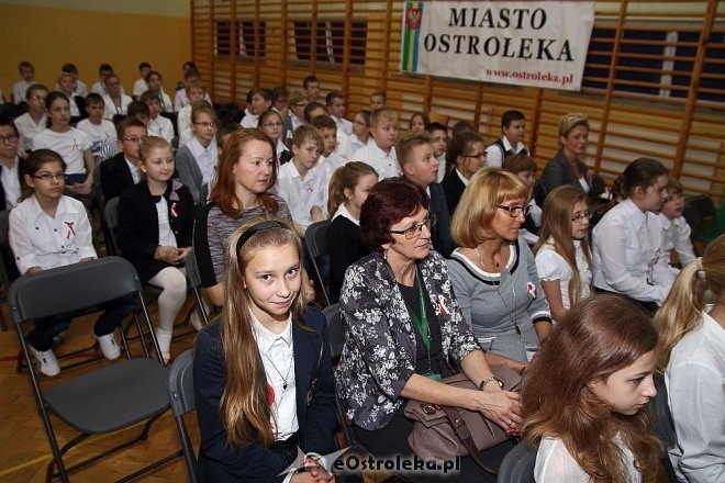 Dzień patrona w Szkole Podstawowej nr 6 im. Orła Białego w Ostrołęce [09.11.2014] - zdjęcie #6 - eOstroleka.pl