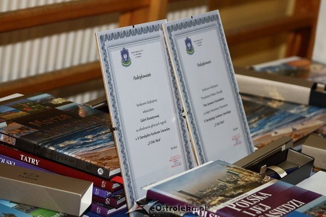 Dzień patrona w Szkole Podstawowej nr 6 im. Orła Białego w Ostrołęce [09.11.2014] - zdjęcie #18 - eOstroleka.pl