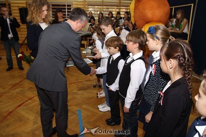 Dzień patrona w Szkole Podstawowej nr 6 im. Orła Białego w Ostrołęce [09.11.2014] - zdjęcie #11 - eOstroleka.pl