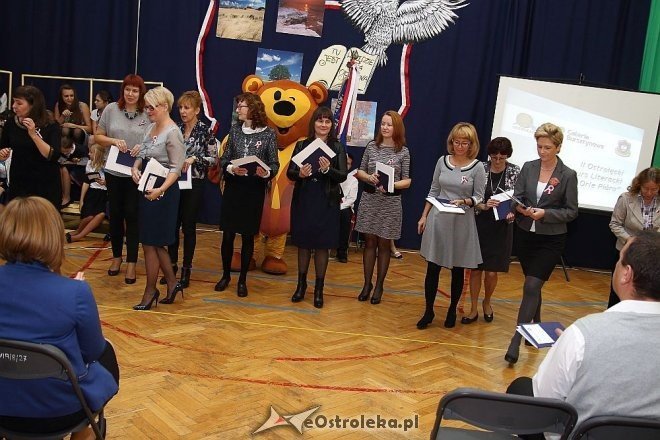 Dzień patrona w Szkole Podstawowej nr 6 im. Orła Białego w Ostrołęce [09.11.2014] - zdjęcie #3 - eOstroleka.pl
