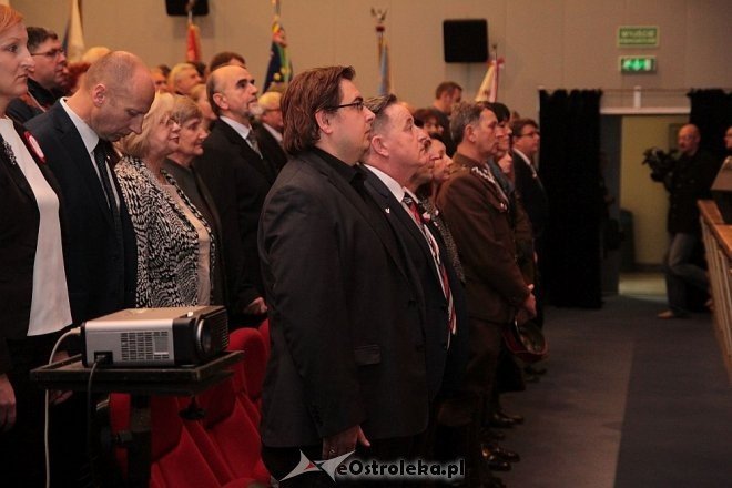 Uroczysta sesja Rady Miasta z okazji Narodowego Święta Niepodlgości [11.11.2014] - zdjęcie #9 - eOstroleka.pl