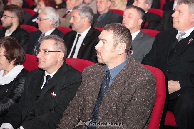 Uroczysta sesja Rady Miasta z okazji Narodowego Święta Niepodlgości [11.11.2014] - zdjęcie #13 - eOstroleka.pl