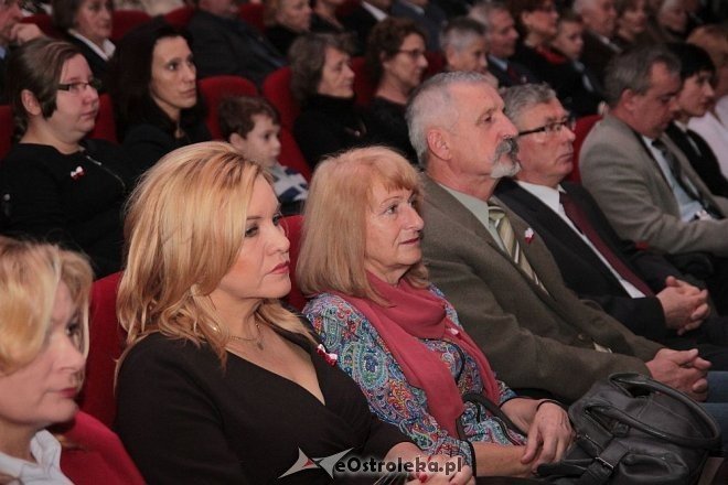 Uroczysta sesja Rady Miasta z okazji Narodowego Święta Niepodlgości [11.11.2014] - zdjęcie #24 - eOstroleka.pl