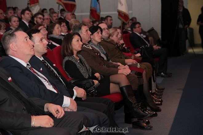 Uroczysta sesja Rady Miasta z okazji Narodowego Święta Niepodlgości [11.11.2014] - zdjęcie #34 - eOstroleka.pl