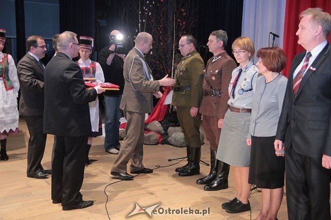 Uroczysta sesja Rady Miasta z okazji Narodowego Święta Niepodlgości [11.11.2014] - zdjęcie #30 - eOstroleka.pl