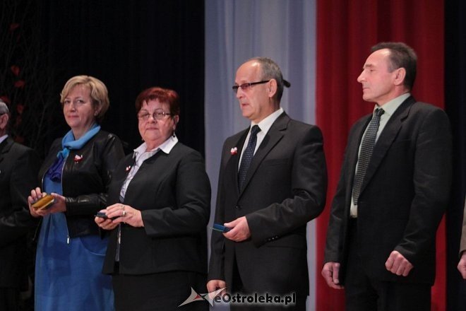 Uroczysta sesja Rady Miasta z okazji Narodowego Święta Niepodlgości [11.11.2014] - zdjęcie #4 - eOstroleka.pl