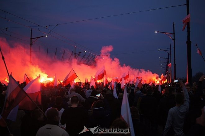 Marsz Niepodległości 2014 [11.11.2014] - zdjęcie #35 - eOstroleka.pl