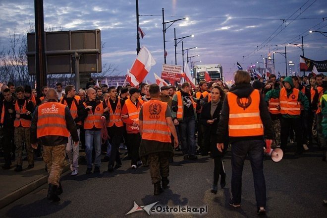 Marsz Niepodległości 2014 [11.11.2014] - zdjęcie #81 - eOstroleka.pl