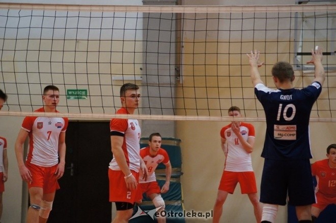 I liga mazowiecka juniorów: Pekpol Ostrołęka - MOS Wola Warszawa (14.11.2014) - zdjęcie #8 - eOstroleka.pl
