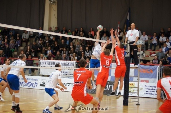 Ślepsk Suwałki - Pekpol Ostrołęka [15.11.2014] - zdjęcie #46 - eOstroleka.pl