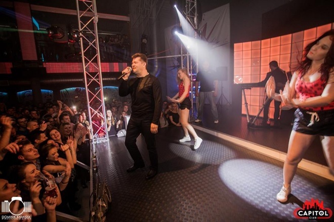 Zenek Martyniuk z zespołem Akcent w Clubie Capitol [15.11.2014] - zdjęcie #88 - eOstroleka.pl