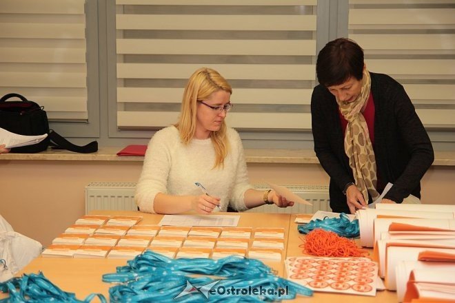 Liderzy MIS gotowi na kolejną zbiórkę żywności [26.11.2014] - zdjęcie #4 - eOstroleka.pl