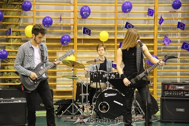 Święto Zespołu Szkół Nr 5 im. Unii Europejskiej - zdjęcie #28 - eOstroleka.pl