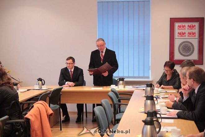 I sesja rady powiatu ostrołęckiego [28.11.2014] - zdjęcie #31 - eOstroleka.pl