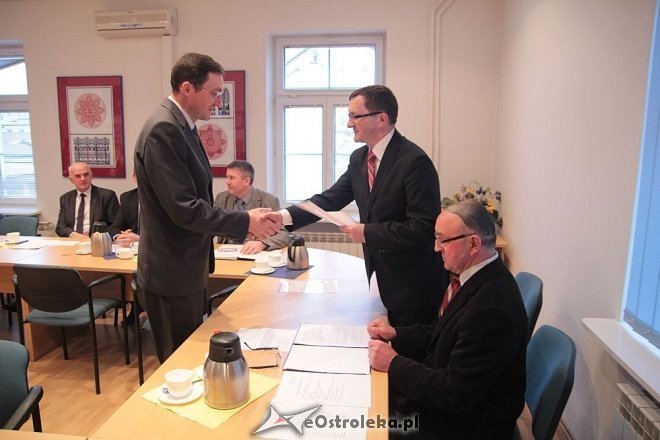 I sesja rady powiatu ostrołęckiego [28.11.2014] - zdjęcie #23 - eOstroleka.pl