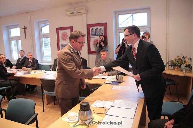 I sesja rady powiatu ostrołęckiego [28.11.2014] - zdjęcie #22 - eOstroleka.pl