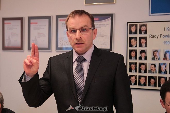 I sesja rady powiatu ostrołęckiego [28.11.2014] - zdjęcie #60 - eOstroleka.pl