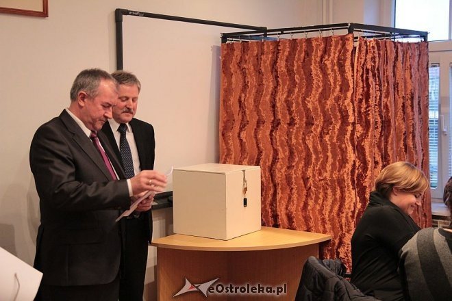 I sesja rady powiatu ostrołęckiego [28.11.2014] - zdjęcie #47 - eOstroleka.pl