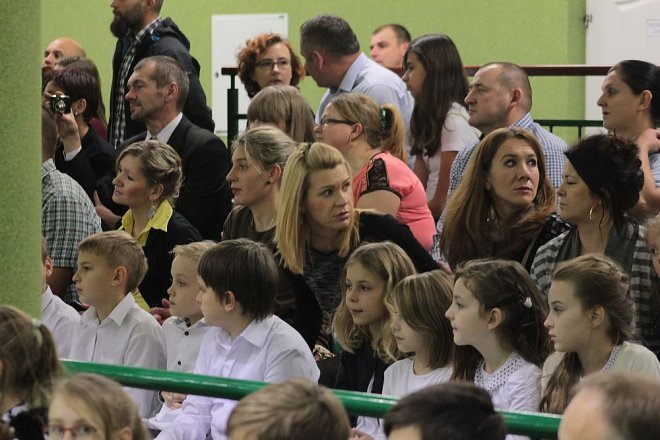 Pasowanie na pierwszaka w Szkole Podstawowej w Rzekuniu [28.11.2014] - zdjęcie #53 - eOstroleka.pl