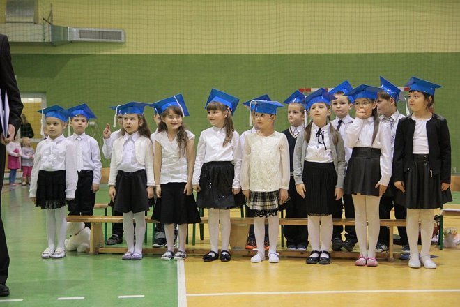 Pasowanie na pierwszaka w Szkole Podstawowej w Rzekuniu [28.11.2014] - zdjęcie #54 - eOstroleka.pl