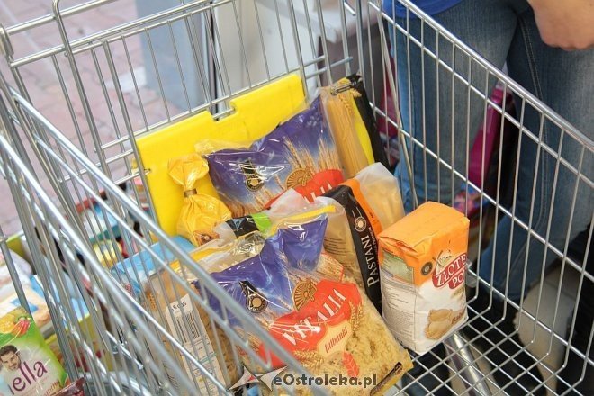 Świąteczna Zbiórka Żywności 2014 [ZDJĘCIA] - zdjęcie #54 - eOstroleka.pl