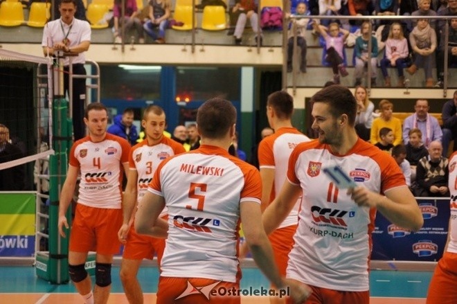 Krispol I liga: Pekpol Ostrołęka - SMS Spała (29.11.2014) - zdjęcie #9 - eOstroleka.pl