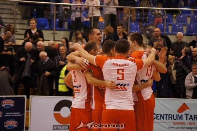 Krispol I liga: Pekpol Ostrołęka - SMS Spała (29.11.2014) - zdjęcie #3 - eOstroleka.pl