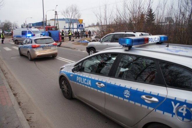 Śmiertelny wypadek na skrzyżowaniu ulic Granicznej z Ławską [1.12.2014] - zdjęcie #4 - eOstroleka.pl