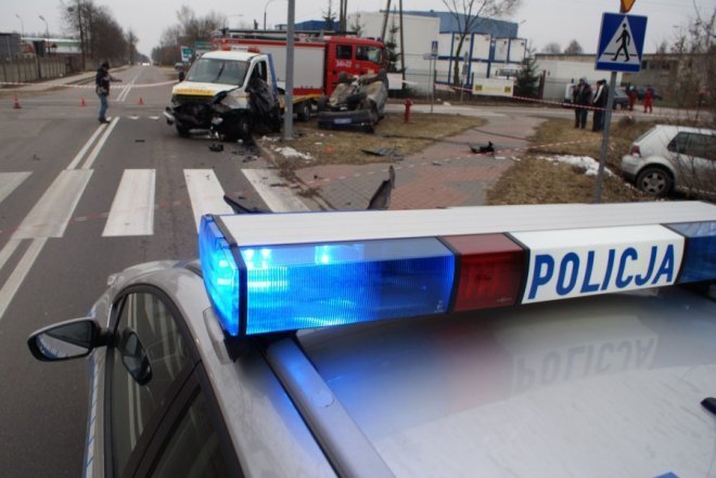 Śmiertelny wypadek na skrzyżowaniu ulic Granicznej z Ławską [1.12.2014] - zdjęcie #2 - eOstroleka.pl