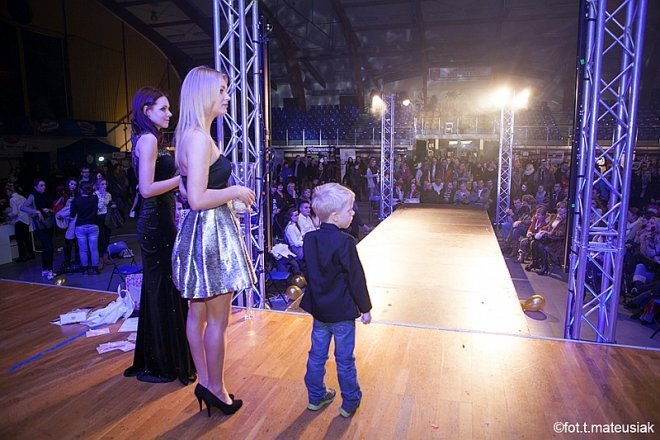 Targi Ślubne LOVE  fot. T. Mateusiak [30.11.2014] - zdjęcie #90 - eOstroleka.pl