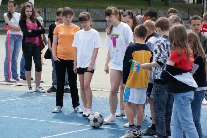Dzień Dziecka w SP 10 (01.06.09) - zdjęcie #15 - eOstroleka.pl