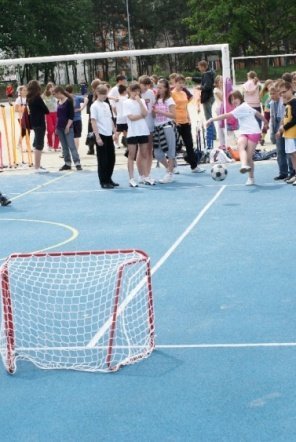 Dzień Dziecka w SP 10 (01.06.09) - zdjęcie #13 - eOstroleka.pl