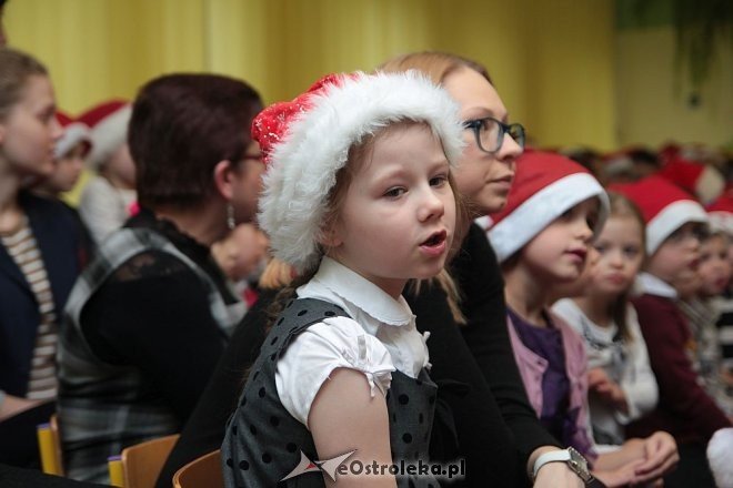 Mikołaj u przedszkolaków z „miejskiej” szesnastki [05.12.2014] - zdjęcie #47 - eOstroleka.pl
