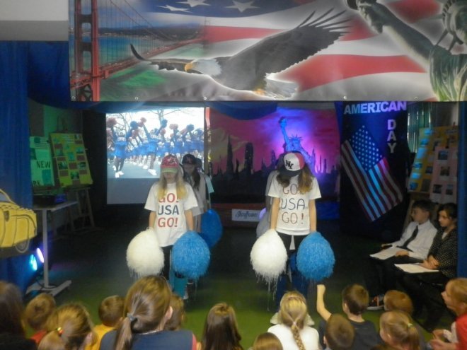 Dzień amerykański w SP 10 [05.12.2014] - zdjęcie #9 - eOstroleka.pl