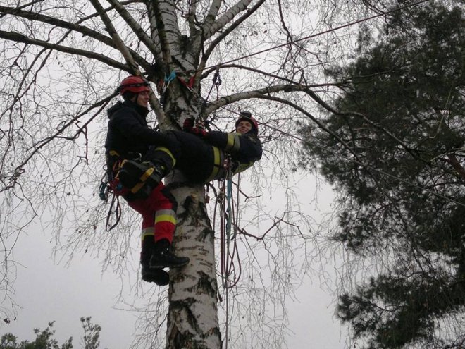 Ostrołęka: Strażackie szkolenia w ratownictwie wysokościowym [06.12.2014] - zdjęcie #7 - eOstroleka.pl