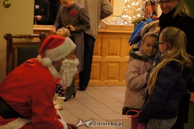 Mikołajki w Muzeum Kultury Kurpiowskiej [06.12.2014] - zdjęcie #41 - eOstroleka.pl