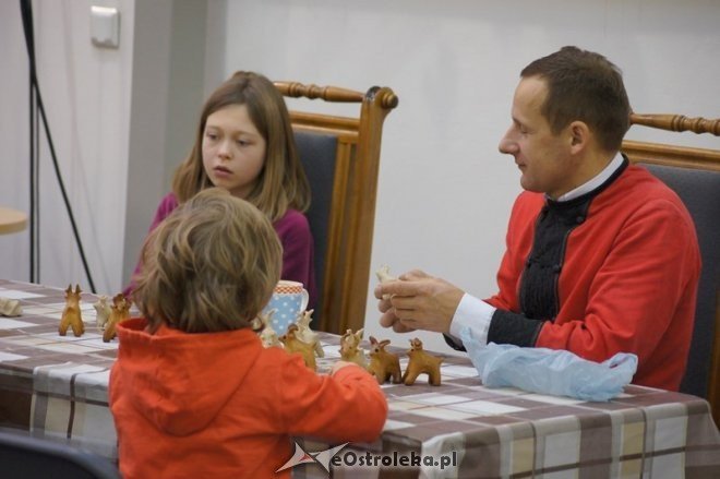 Mikołajki w Muzeum Kultury Kurpiowskiej [06.12.2014] - zdjęcie #19 - eOstroleka.pl