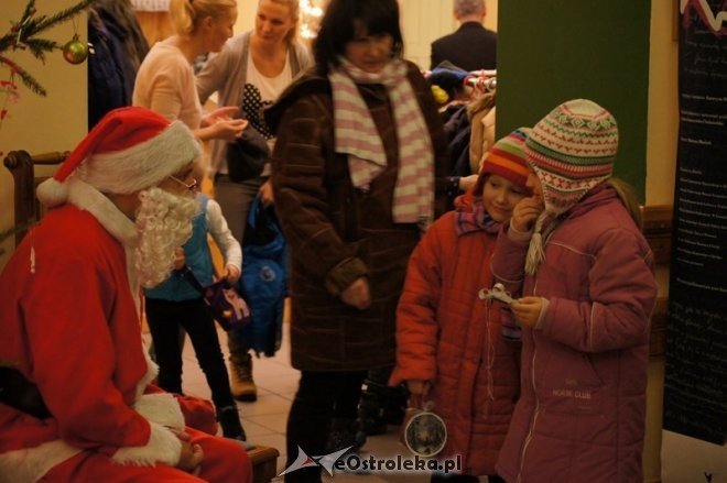 Mikołajki w Muzeum Kultury Kurpiowskiej [06.12.2014] - zdjęcie #8 - eOstroleka.pl