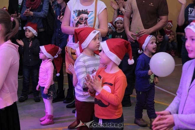 Impreza Mikołajkowa w Ostrołęckim TBS [06.12.2014] - zdjęcie #36 - eOstroleka.pl
