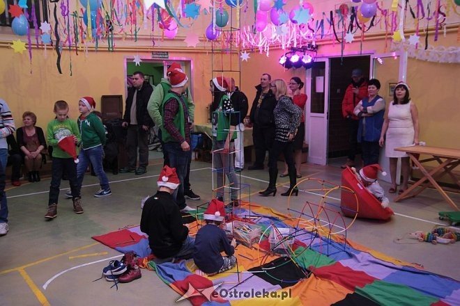 Impreza Mikołajkowa w Ostrołęckim TBS [06.12.2014] - zdjęcie #153 - eOstroleka.pl