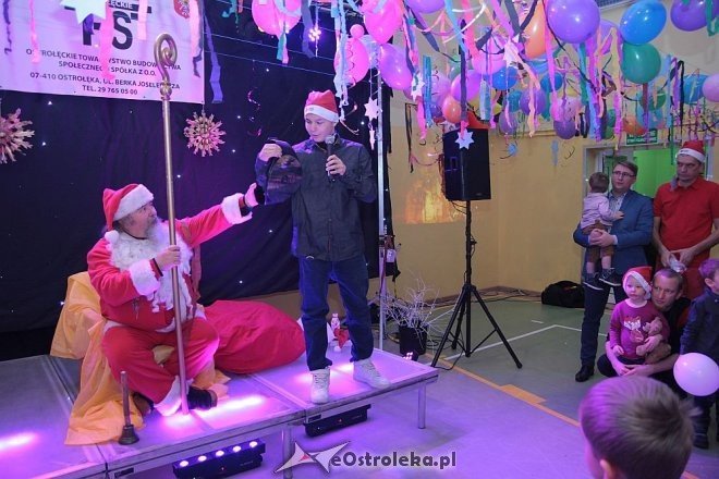 Impreza Mikołajkowa w Ostrołęckim TBS [06.12.2014] - zdjęcie #117 - eOstroleka.pl