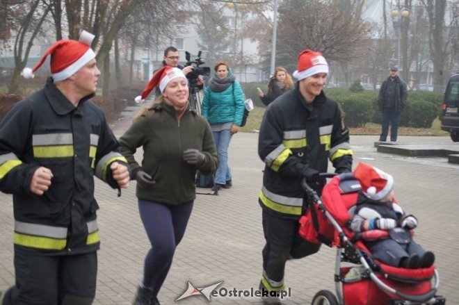 Mikołajkowy bieg dla Dobrusi Napiórkowskiej [07.12.2014] - zdjęcie #13 - eOstroleka.pl