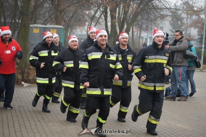 Mikołajkowy bieg dla Dobrusi Napiórkowskiej [07.12.2014] - zdjęcie #7 - eOstroleka.pl