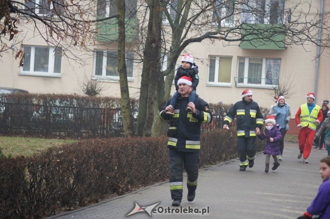 Mikołajkowy bieg dla Dobrusi Napiórkowskiej [07.12.2014] - zdjęcie #3 - eOstroleka.pl